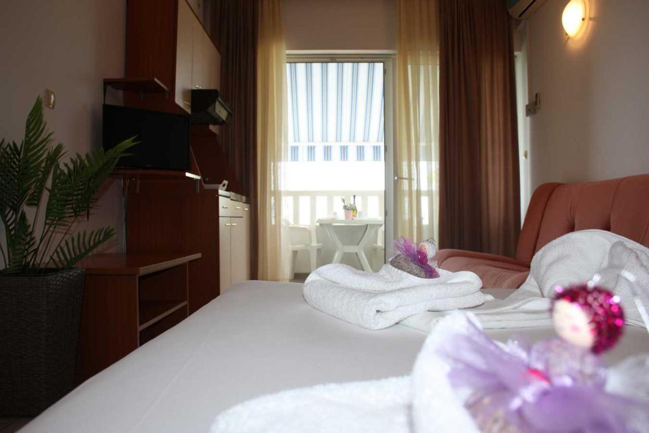 Villa Dvor Apartments Omiš Extérieur photo